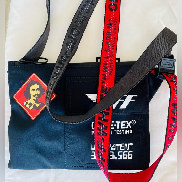 OFF-WHITE Crossbody LIMITED EDITION - Picture 11 of 13